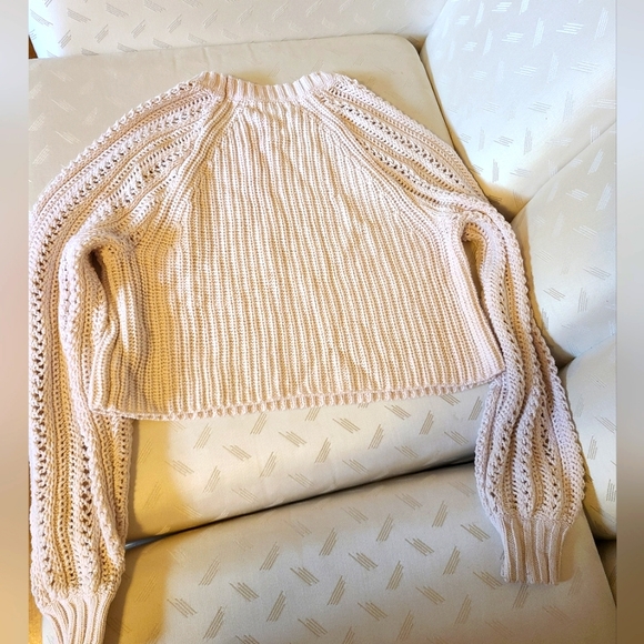Ladies sweater - Picture 2 of 2